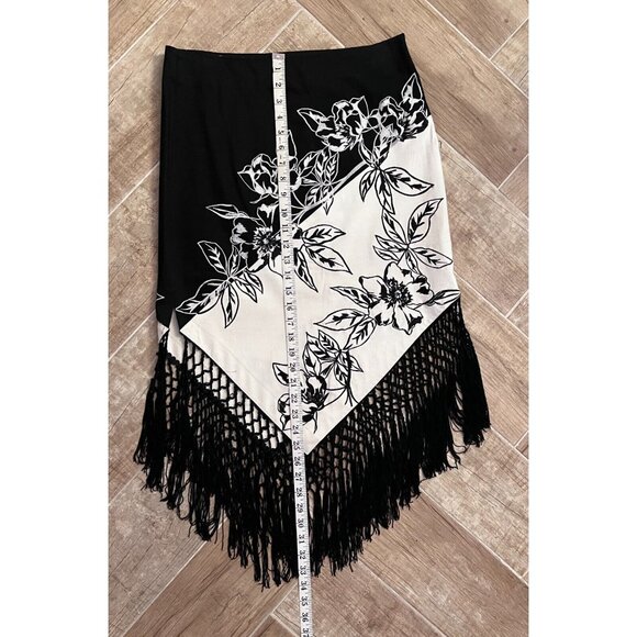Vintage Caché ASYMMETRICAL Skirt Size 8 Black & White Fringe Floral Embroidery - Picture 5 of 16
